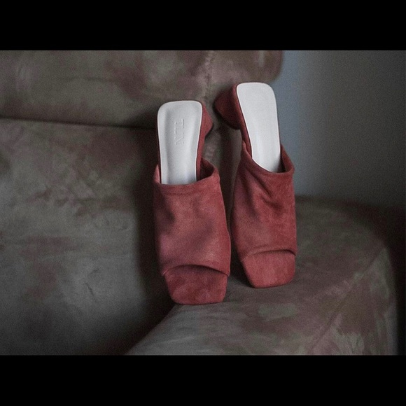 Classic square mules in a vegan suede finish - Picture 3 of 4